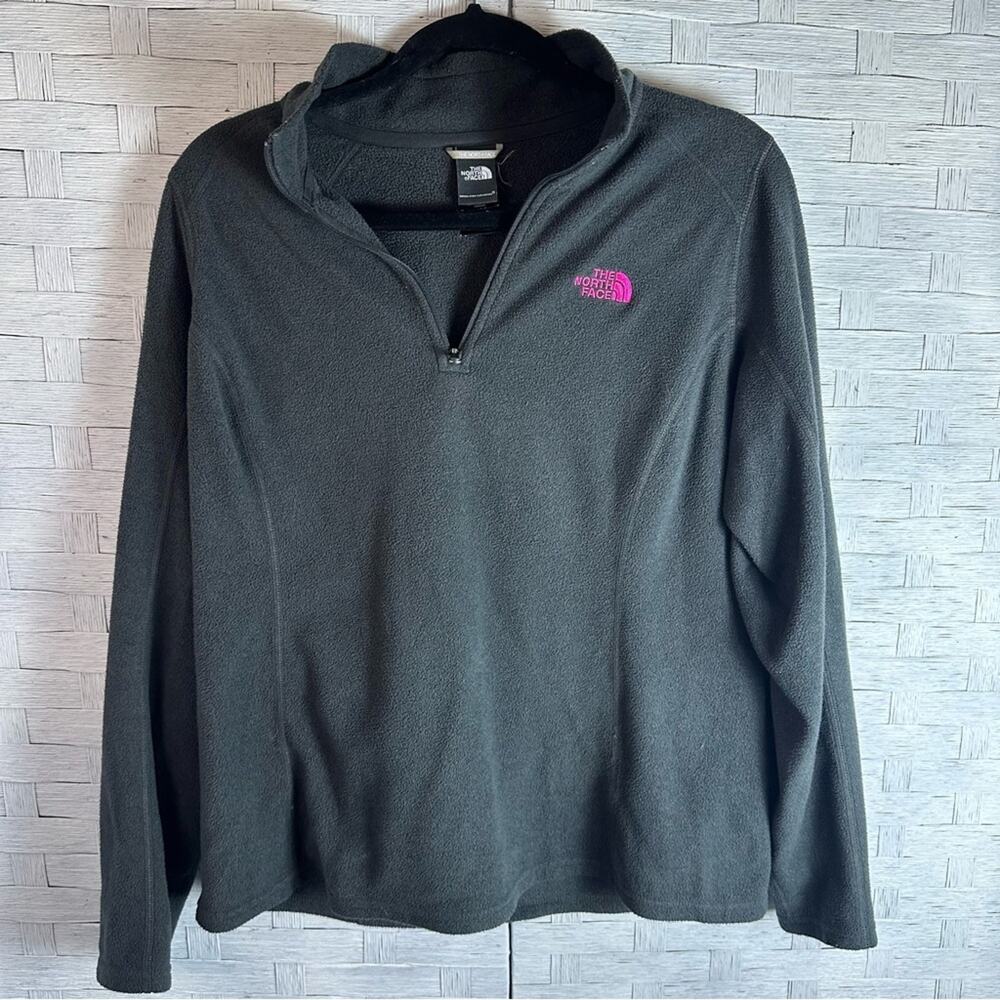The North Face gray Fleece 1/4 Zip fall winter pull over activewear athleisure